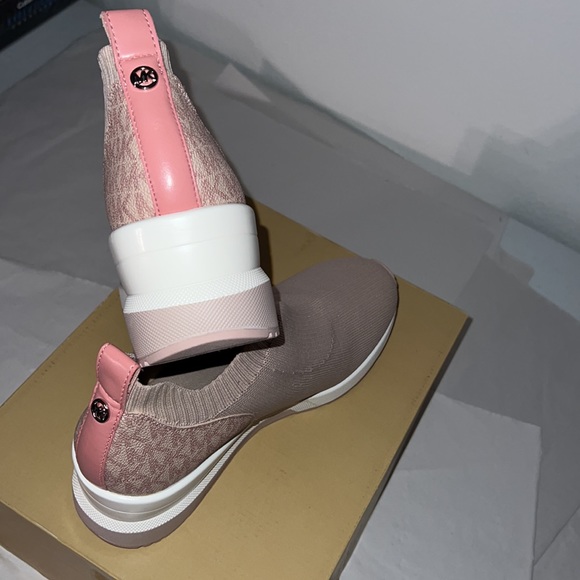 Michael Kors Mabel Stretch Knit Slip On Wedge Trainers - Picture 9 of 16